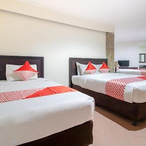 Flagship 2688 Guntur Hotel